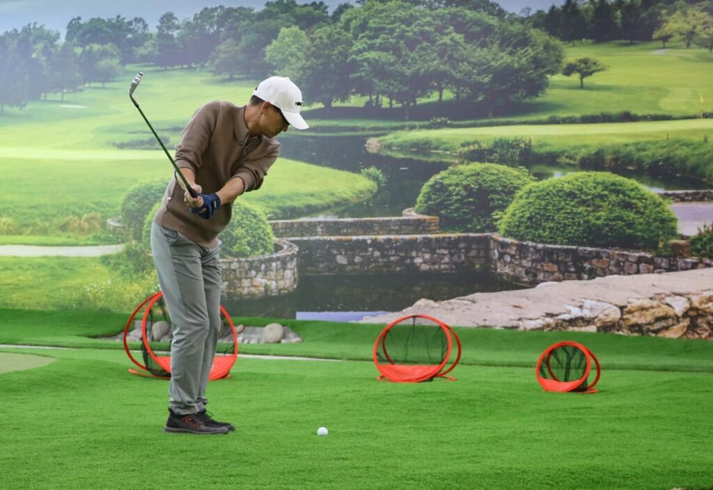 3 Piece Golf Chipping Practice Net and Mat, Portable Collapsible Target Training System with Carrying Case, Orange